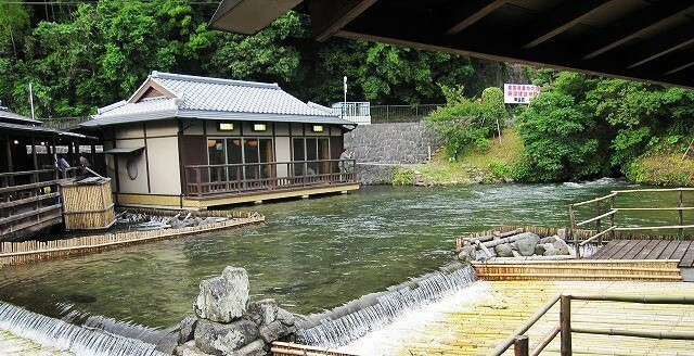 夏休みこそ熊本 在住者おすすめの夏でも涼しい観光スポット10選 Stayway