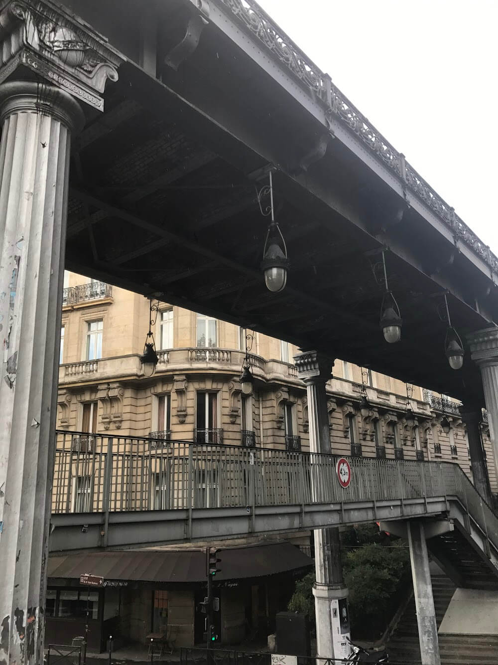 基本をおさらい！パリの空港アクセスとパリ市内の乗り物について｜Stayway