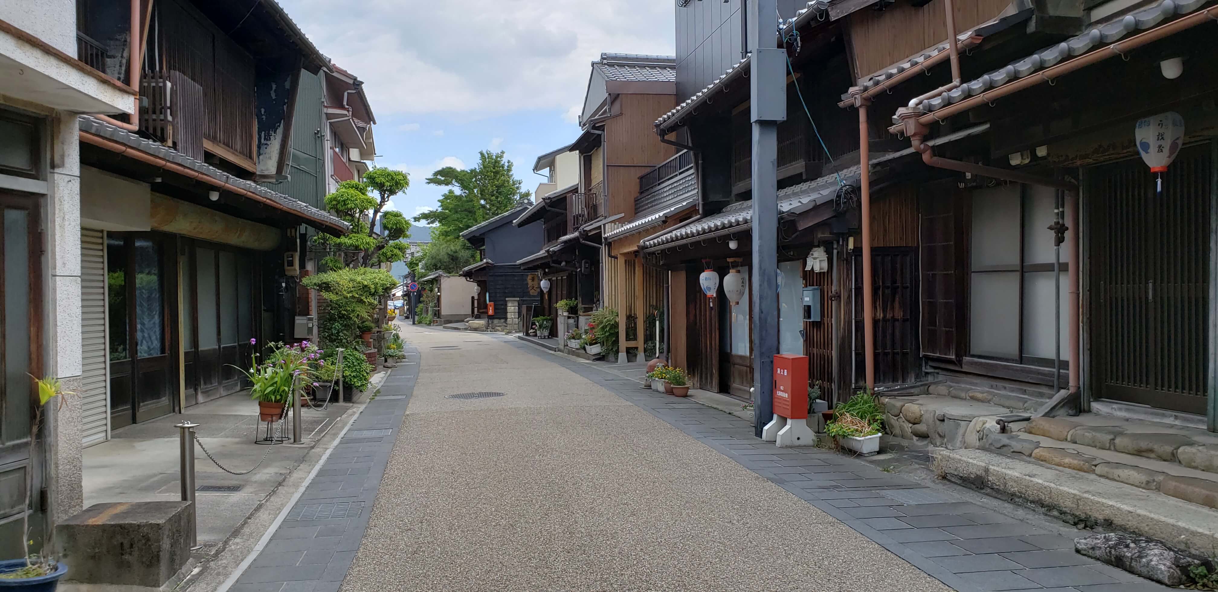 鵜飼と共に楽しみたい♪古い町並み「川原町」の魅力と楽しみ方|Stayway
