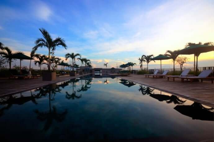 バリ島スミニャックのおすすめホテル11選 コスパ重視などタイプ別にご紹介 Stayway