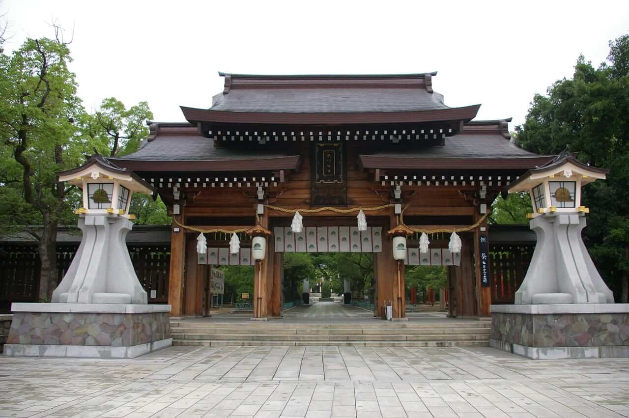 初詣 関西 定番人気の寺社からおすすめ穴場の寺社まで２０選 Stayway