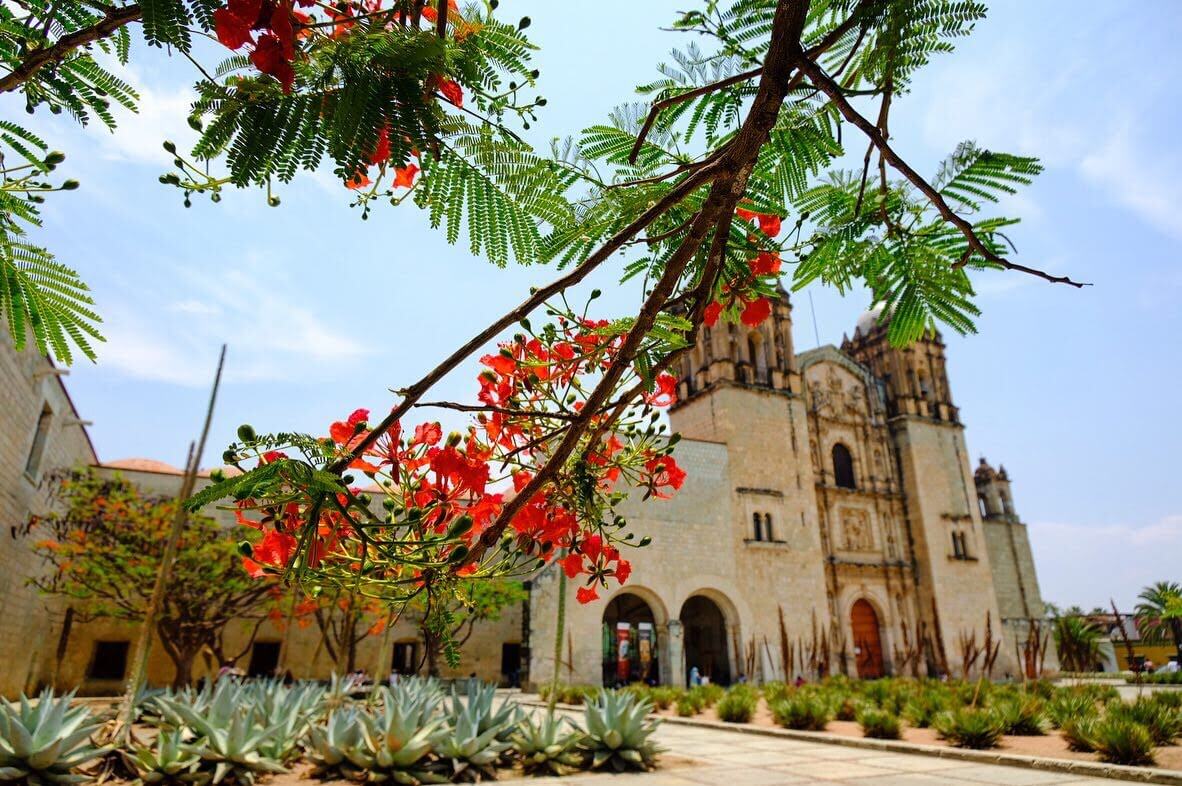 サント・ドミンゴ・デ・グスマン聖堂